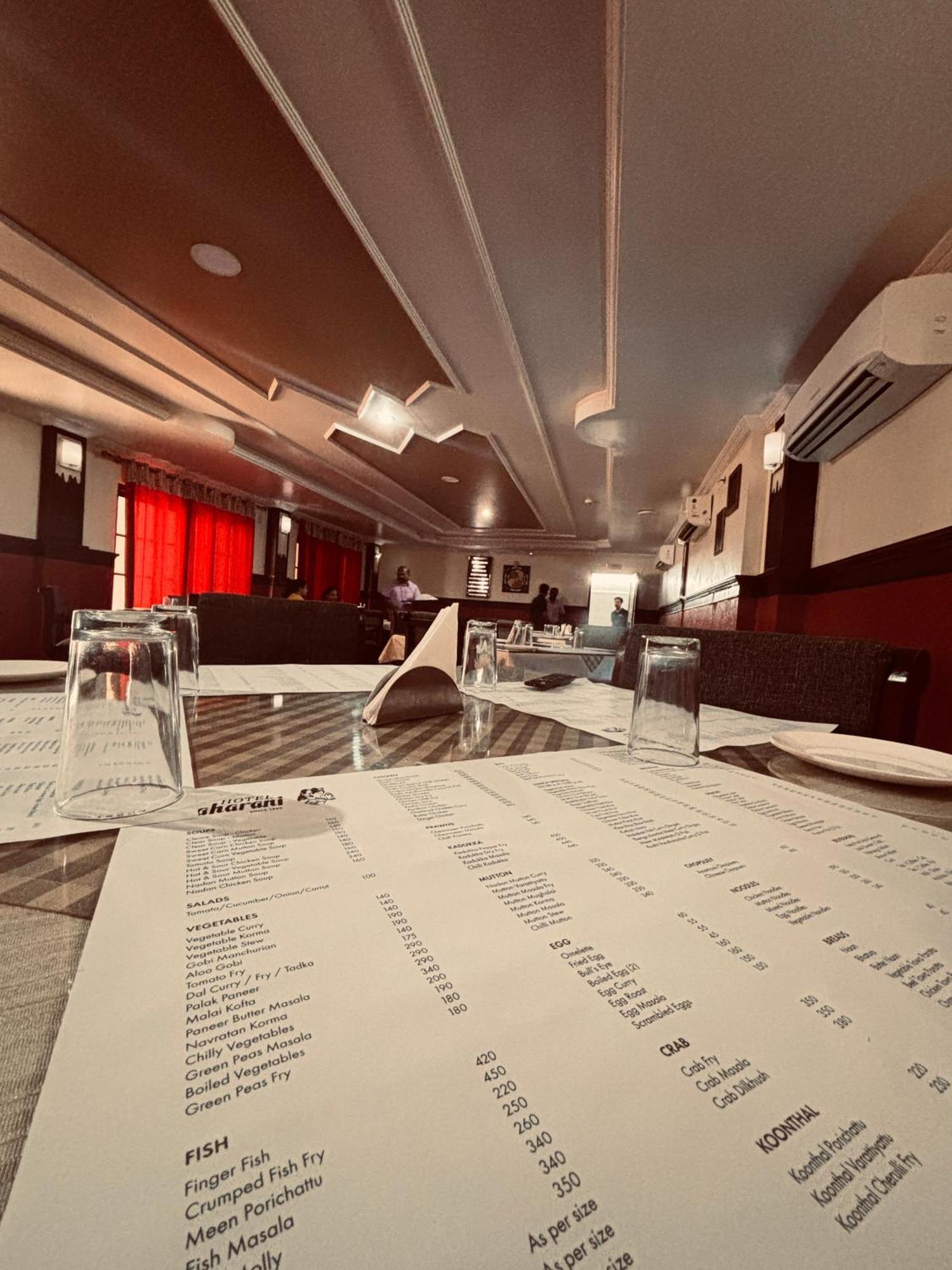 Maharani Hotel Кожикоде Экстерьер фото